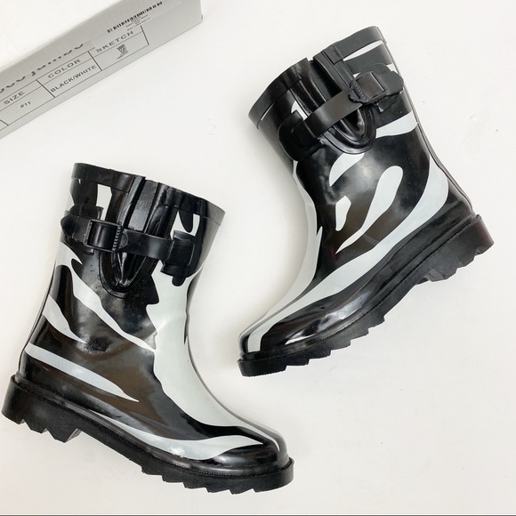 Coco Jumbo Girls Kids Zebra Rain Boots: Black White - Picture 1 of 12